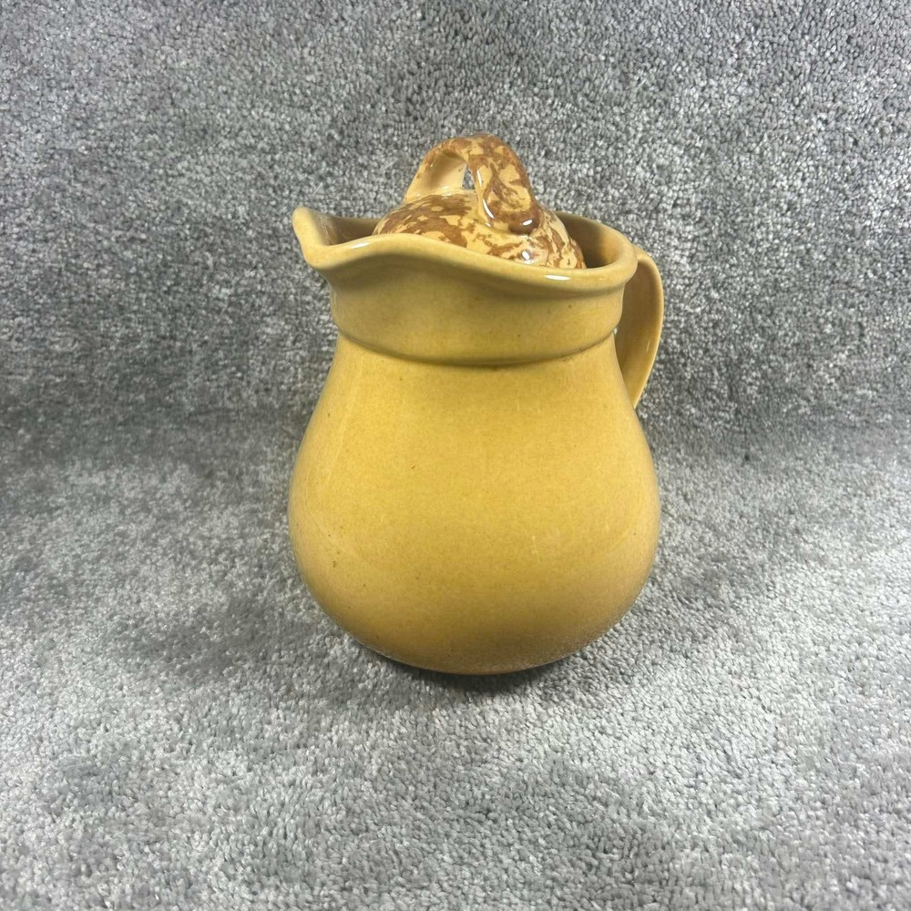Pfaltzgraff‎ Americana 42 oz. Carafe w/locking lid America Spongeware